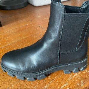 Michael Kors Ridley lug sole bootie